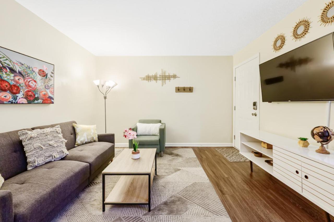 Dapper Digs - King Bed - Long Term Stays - Duke Durham Zewnętrze zdjęcie